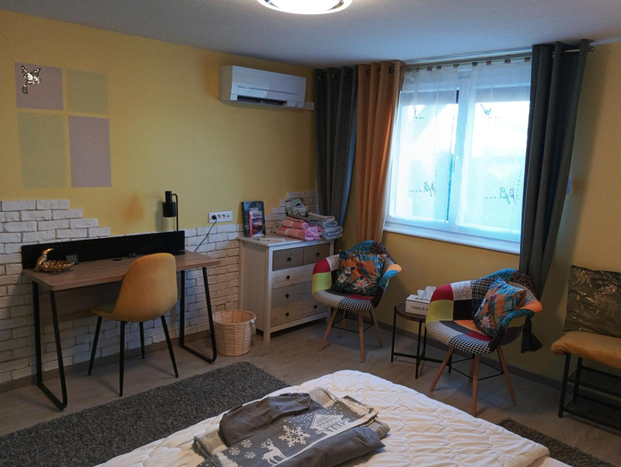 Chambres D'Hotes De L'Avison Bruyeres ภายนอก รูปภาพ